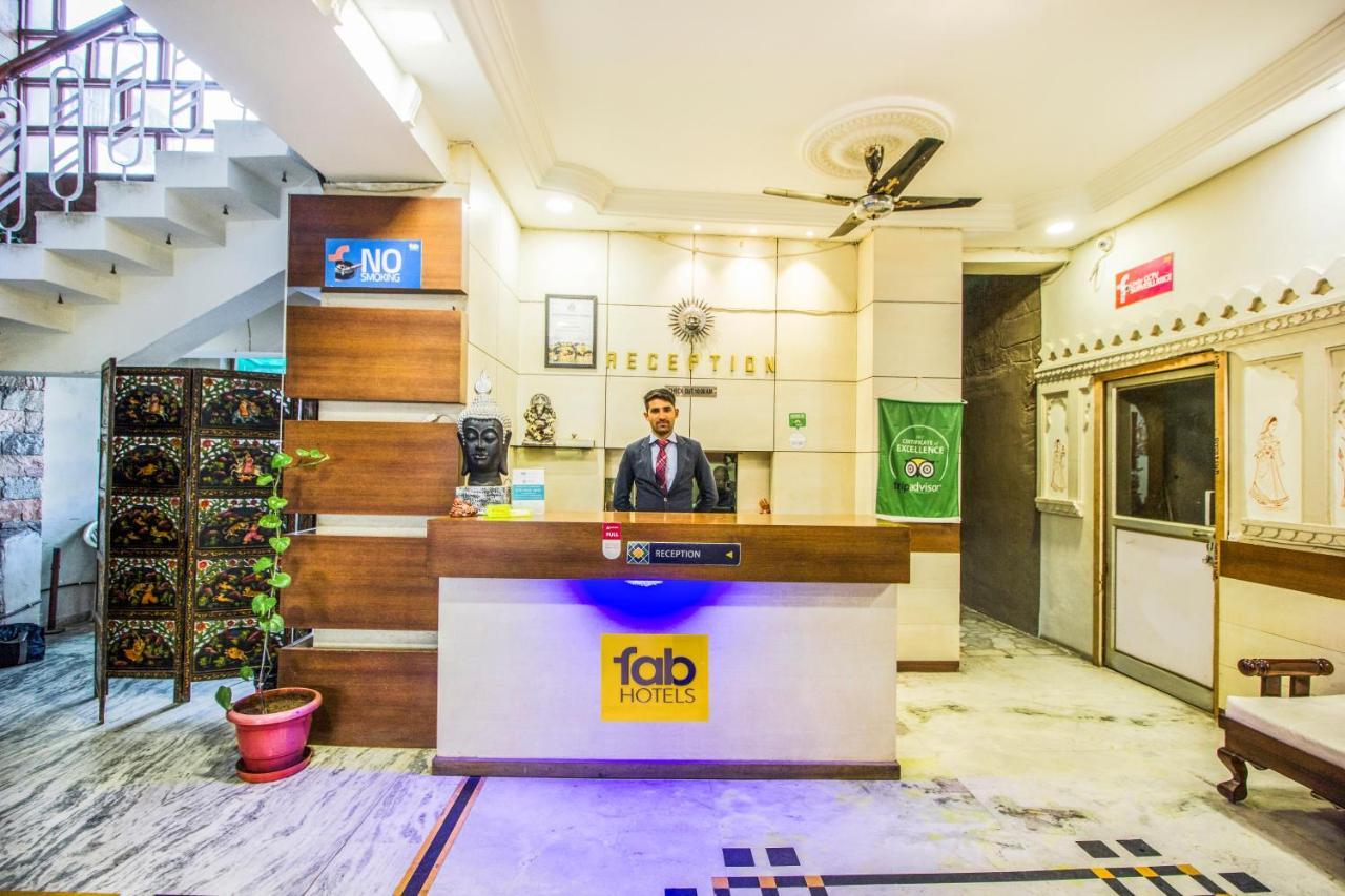 Fabhotel Damanis Ashok Nagar Udaipur Bagian luar foto
