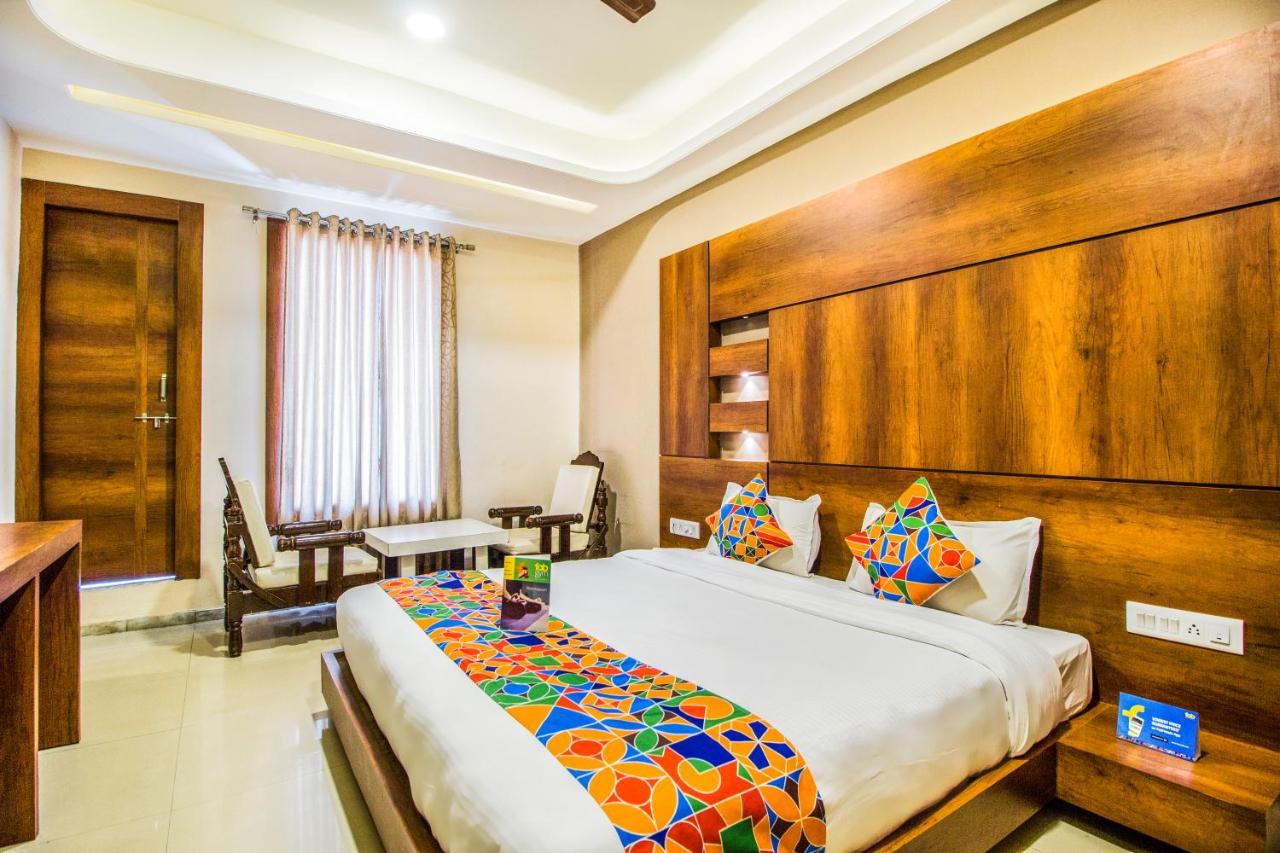 Fabhotel Damanis Ashok Nagar Udaipur Bagian luar foto
